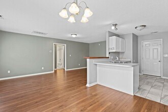 134 Constitution Ave in Jacksonville, NC - Building Photo - Building Photo