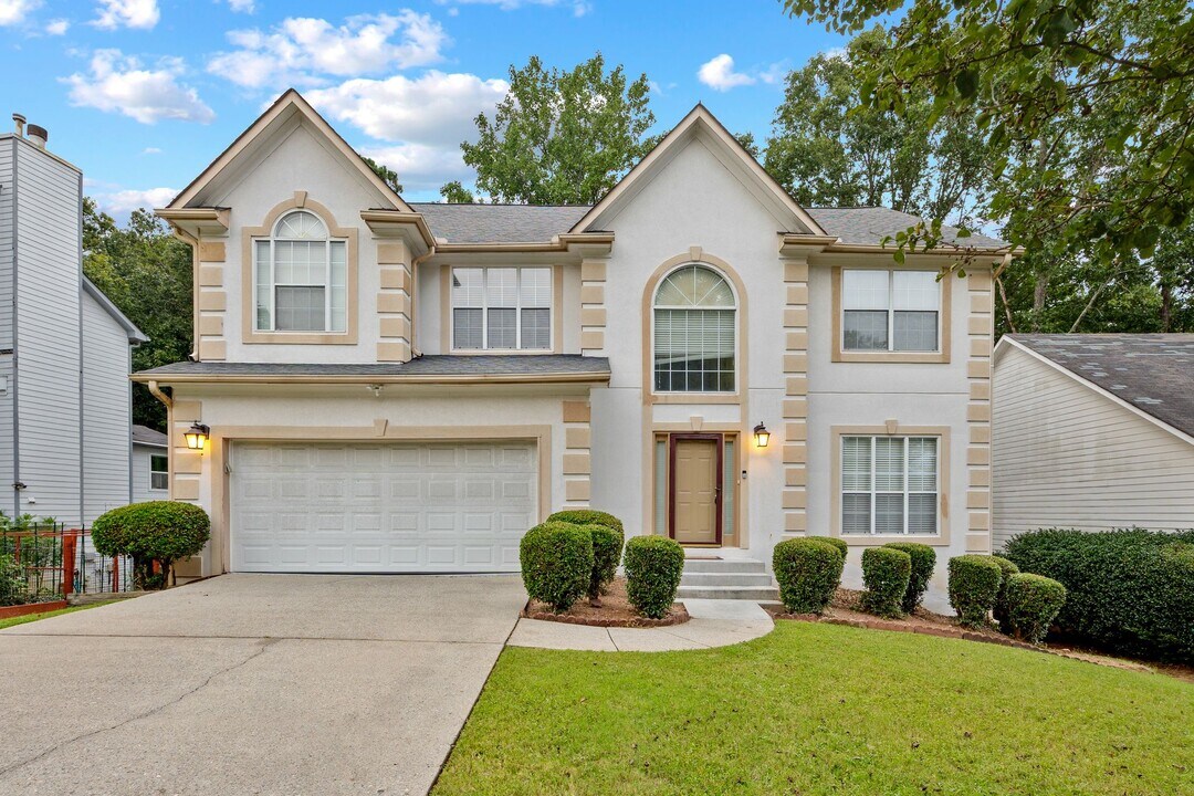 350 Saddle Bridge Dr in Alpharetta, GA - Building Photo