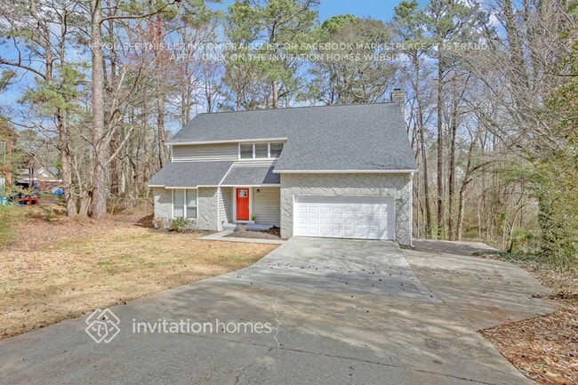 property at 2505 Desiree Way NW
