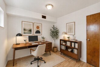 30 Skyline Dr in Jersey City, NJ - Building Photo - Building Photo