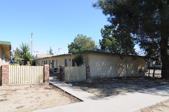 1910 Wilson St in Selma, CA - Building Photo - Building Photo