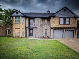 7806 Spinnaker Cove in Rowlett, TX - Building Photo