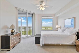 1001 Arbor Lake Dr in Naples, FL - Building Photo - Building Photo