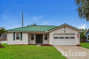 7548 Allspice Cir S in Jacksonville, FL - Building Photo