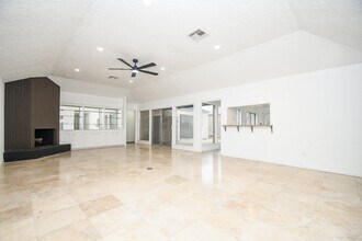 7822 Albin Ln in Houston, TX - Building Photo - Building Photo