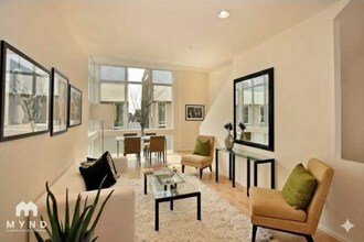 3980 Dove St in San Diego, CA - Foto de edificio - Building Photo