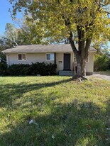 10736 Spring Garden Dr in St. Louis, MO - Building Photo