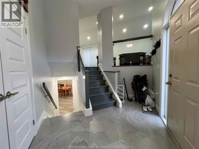 4395 Guppy Ct in Windsor, ON - Building Photo - Building Photo