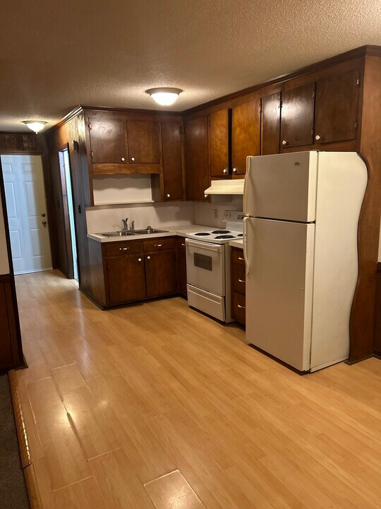 79 W Dupree St, Unit 12 in Angier, NC - Foto de edificio