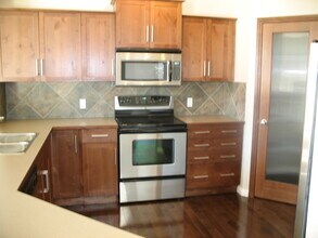 151 Aspen Hills SW in Calgary, AB - Building Photo - Building Photo