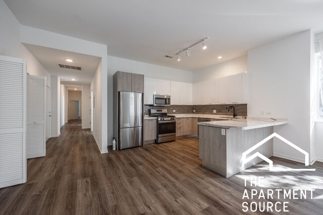 property at 2550 S Wabash Ave