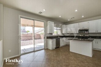 11237 Alga Ct in Las Vegas, NV - Building Photo - Building Photo