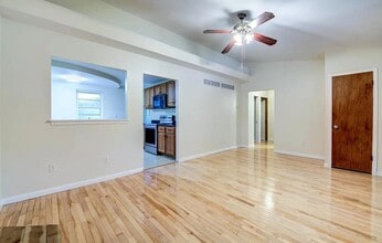 805 Holiday Ave in Hazelwood, MO - Building Photo - Building Photo