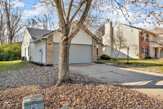 12126 Blue Springs Ln in Fishers, IN - Building Photo - Building Photo