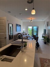 4725 NW 85th Ave in Doral, FL - Building Photo - Building Photo