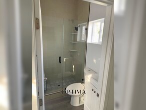 7413 Oak Park Ave in Los Angeles, CA - Building Photo - Building Photo