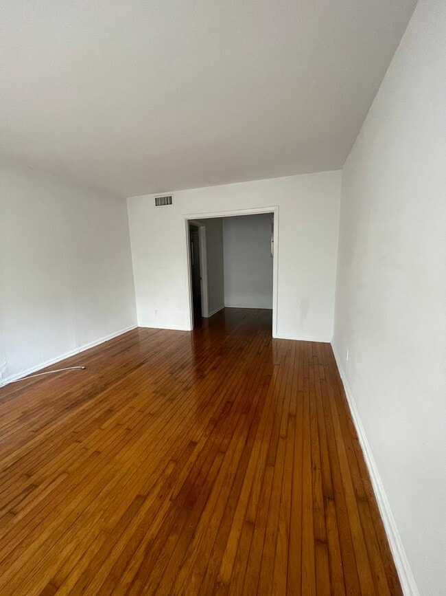property at 1529 McDuff Ave S