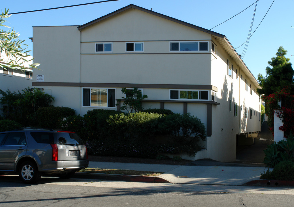 1015 Laguna St in Santa Barbara, CA - Building Photo