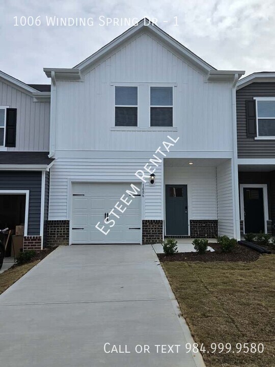 1006 Winding Spg Dr in Mebane, NC - Building Photo