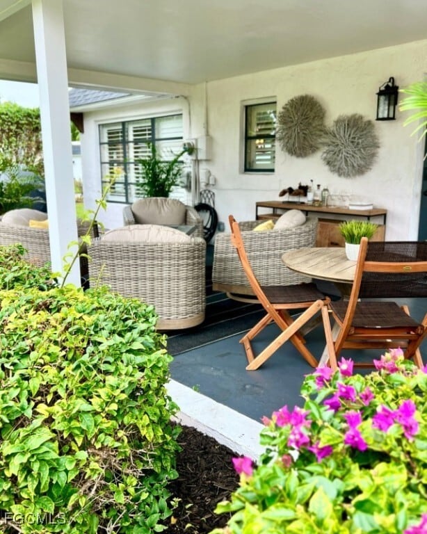 12 Knights Bridge Rd in Naples, FL - Building Photo - Building Photo