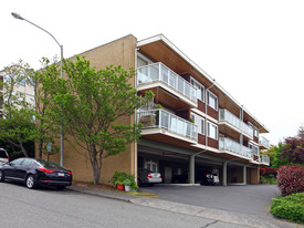 520 Maple St Apartments