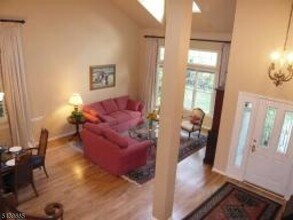 148 Smoke Rise Rd in Bedminster, NJ - Building Photo - Building Photo