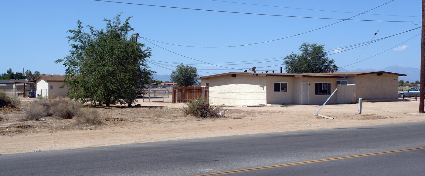 21773 Pah-ute Rd in Apple Valley, CA - Building Photo