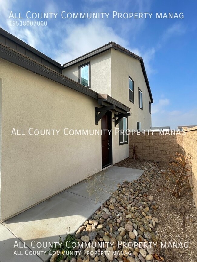 2398 Diamond Edge Rd in Perris, CA - Building Photo - Building Photo