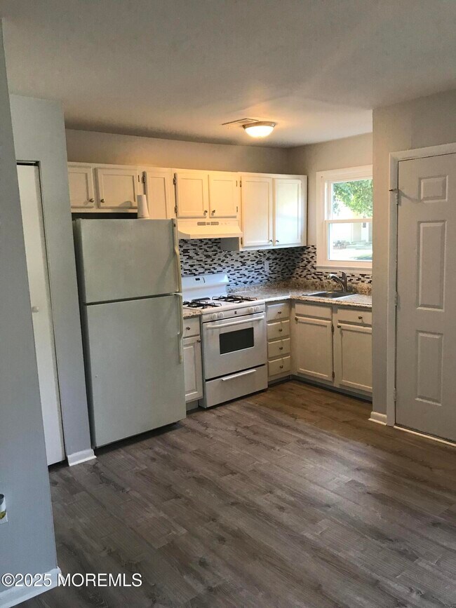 60 Tavistock Dr in Little Egg Harbor Township, NJ - Building Photo - Building Photo