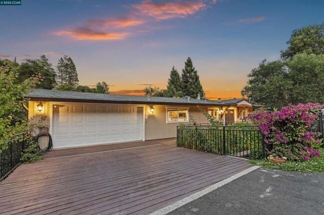 property at 38 Saint Stephens Dr