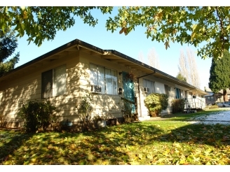 Arrowsmith Apartments^ in Saint Helens, OR - Foto de edificio