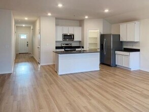 1308 Bates St in Gentry, AR - Building Photo - Building Photo