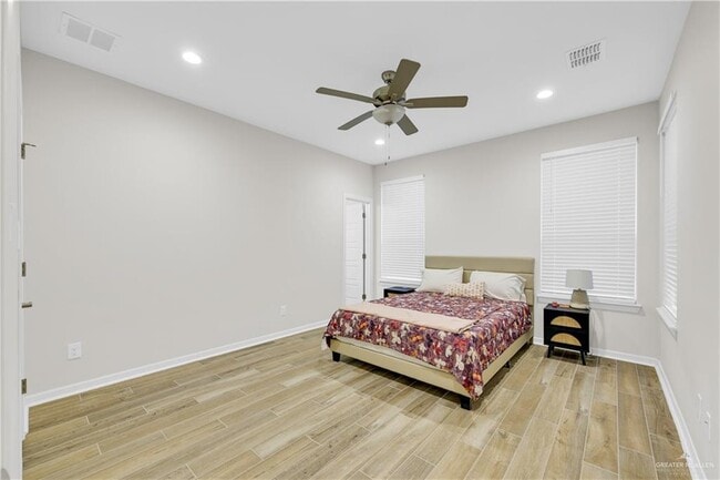 25 Xavier Ave in McAllen, TX - Building Photo - Building Photo