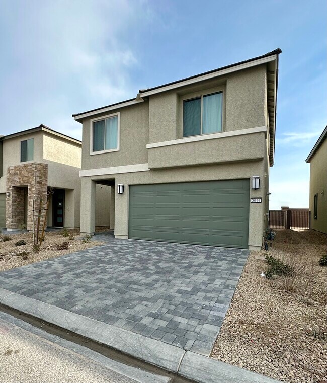 8044 Texas Hls St in Las Vegas, NV - Building Photo - Building Photo