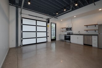 The Flash in Tucson, AZ - Building Photo - Interior Photo