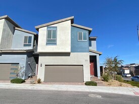 3192 Timorasso Ave in Henderson, NV - Building Photo