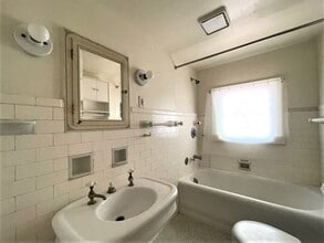 148 Marston Ave in Eau Claire, WI - Building Photo - Building Photo