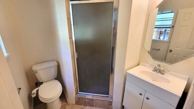 2100 Hill Top Ct in Conroe, TX - Building Photo - Building Photo