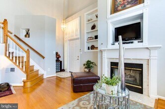 7021 Haycock Rd in Falls Church, VA - Building Photo - Building Photo