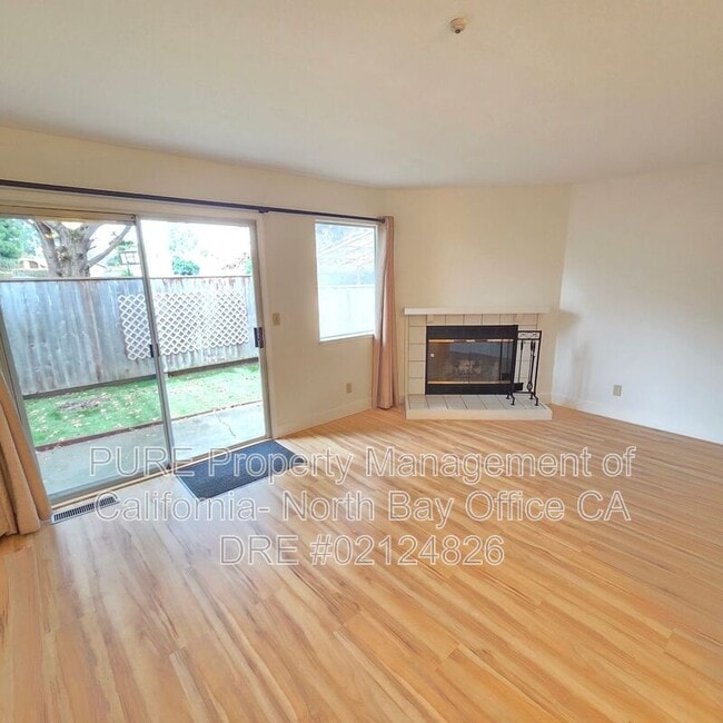 21 Meadowbrook Ct in Cotati, CA - Building Photo - Building Photo