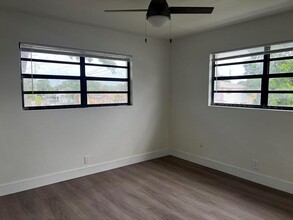 1197 W 35th St, Unit 1 in Riviera Beach, FL - Building Photo - Building Photo