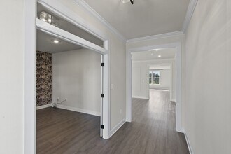7528 Zoe Ln in Laurel, MD - Building Photo - Building Photo