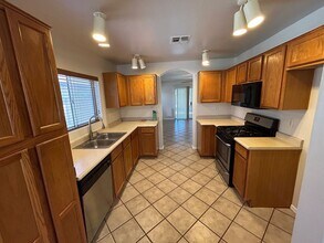 12521 W Myer Ln in El Mirage, AZ - Building Photo - Building Photo