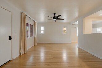 205 Richmond Dr SE in Albuquerque, NM - Building Photo - Building Photo