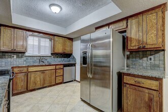 625 SW 26th St in Moore, OK - Building Photo - Building Photo