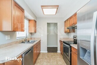 319 Scott Ct in Palm Harbor, FL - Building Photo - Building Photo