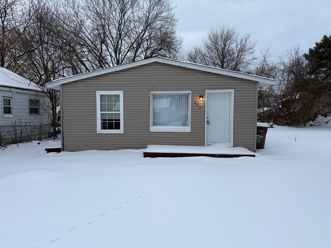 property at 466 Wyoming Ave