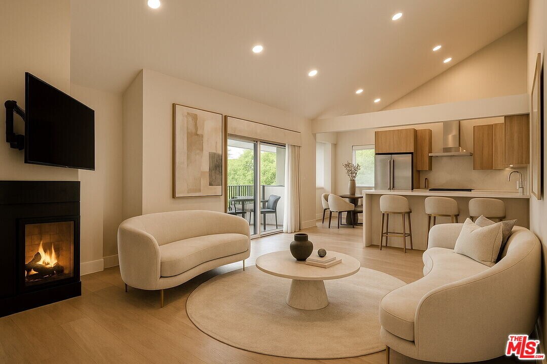 3750 Glendon Ave in Los Angeles, CA - Building Photo