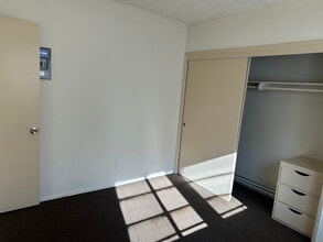 11914 Downey Ave in Downey, CA - Foto de edificio - Building Photo