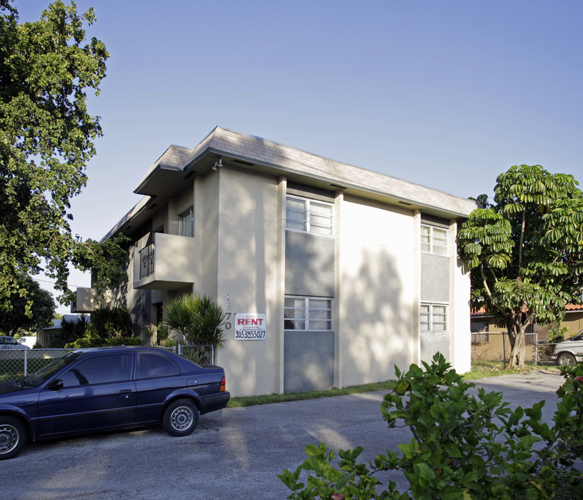 1370 SW 67th Ave in Miami, FL - Building Photo